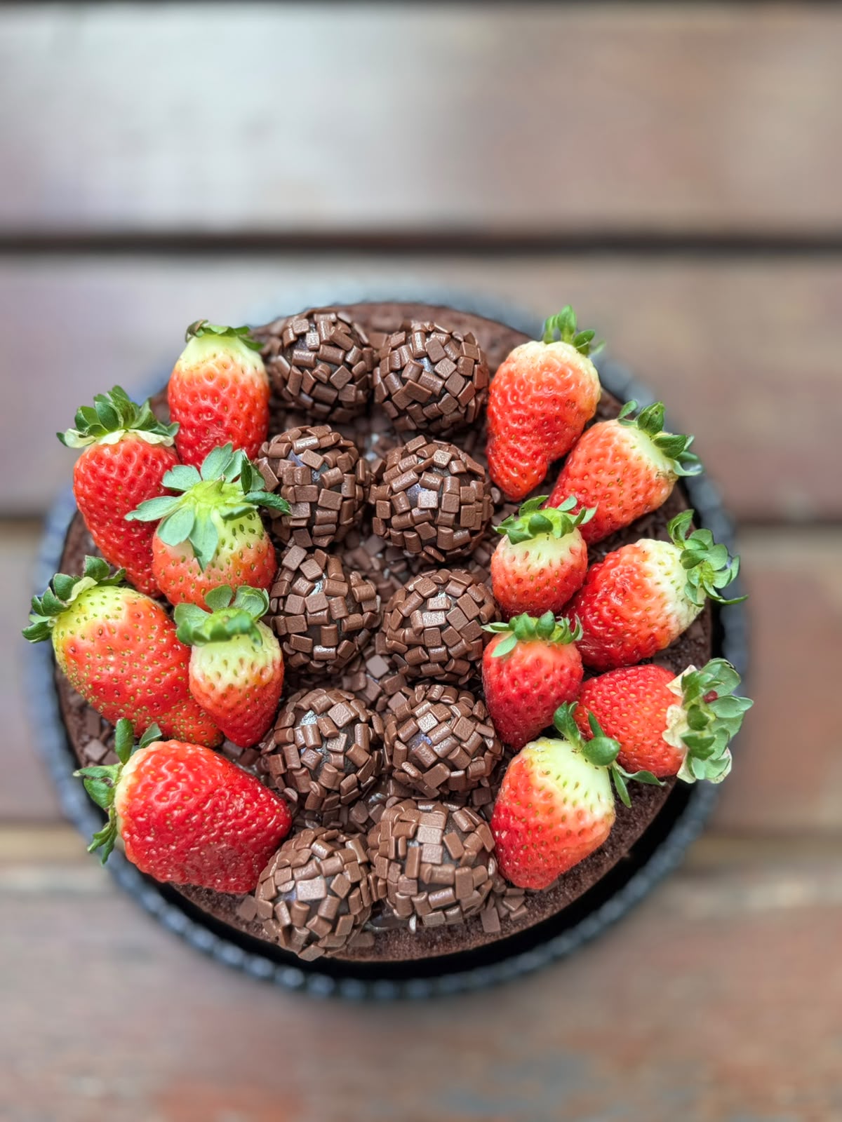 Bolo Pequenino com Morango e Brigadeiro